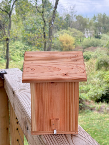 Cedar Wren Birdhouse