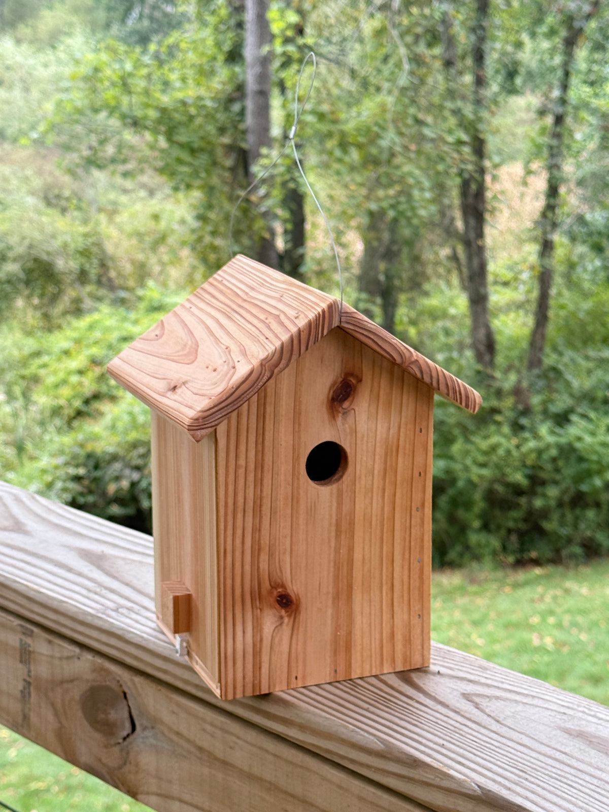 Cedar Wren Birdhouse
