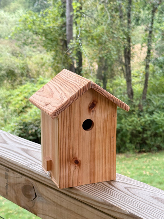 Cedar Wren Birdhouse